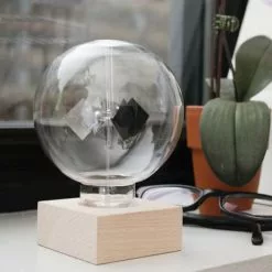 Kikkerland Statuettes Et Figurines Radiomètre Solaire Verre Transparent -Vases Soldes radiometre solaire verre transparent 1