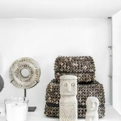 Bazar Bizar Statuettes Et Figurines Statue D'homme En Grès -Vases Soldes statue d homme en gres 3