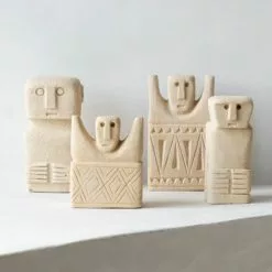 Bazar Bizar Statuettes Et Figurines Statue En Grès -Vases Soldes statue en gres 16