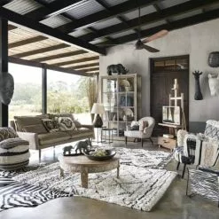 Maisons Du Monde Statuettes Et Figurines Statuette 2 éléphants Grise Et Socle En Métal Noir H21 -Vases Soldes statuette 2 elephants grise et socle en metal noir h21 1000 10 26 191209 4