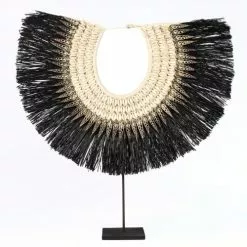 Bazar Bizar Statuettes Et Figurines Statuette En Raphia Noir Et Coquillage Noir Sur Grande Base En Métal