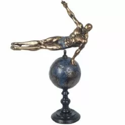 Signes Grimalt Statuettes Et Figurines Statuette En Résine Gymnaste Sur Le Monde H39cm