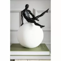 Kare Design Statuettes Et Figurines Statuette Gymnaste En Polyrésine Blanche Et Noire H33 -Vases Soldes statuette gymnaste en polyresine blanche et noire h33 2
