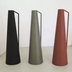 Passage Vernet Vases Vase Conique à Anse En Métal Gris -Vases Soldes vase conique a anse en metal gris 2