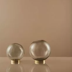 AYTM Vases Vase Globe Verre Et Laiton Mini D10cm -Vases Soldes vase globe verre et laiton mini d10cm 10