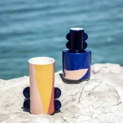 Vases Vase Marsha Maisons Du Monde X Sakina M’Sa En Faïence Rose, Bleue Et Corail H22 -Vases Soldes vase marsha maisons du monde x sakina m sa en faience rose bleue et corail h22 1000 1 9 229773 4